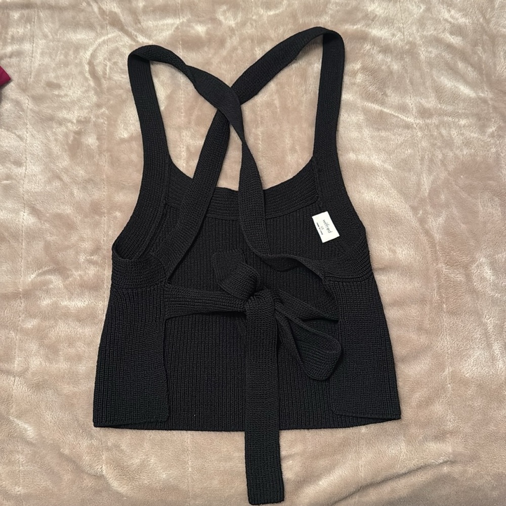 Backless Knit crop top - Picture 2 of 3